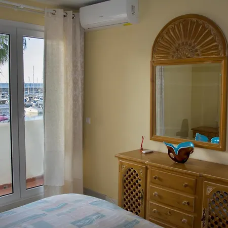 Lägenhet Magnificent Port-beach 5* Luxury